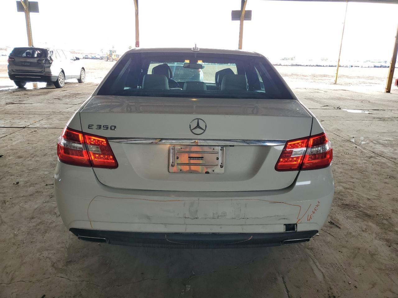 2010 MERCEDES-BENZ E-Class