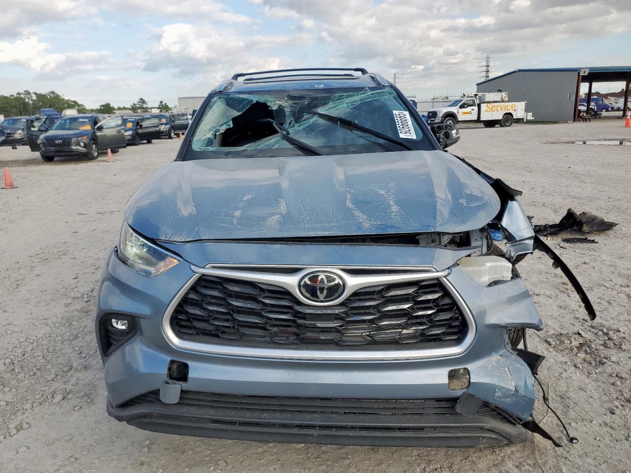 2021 TOYOTA HIGHLANDER