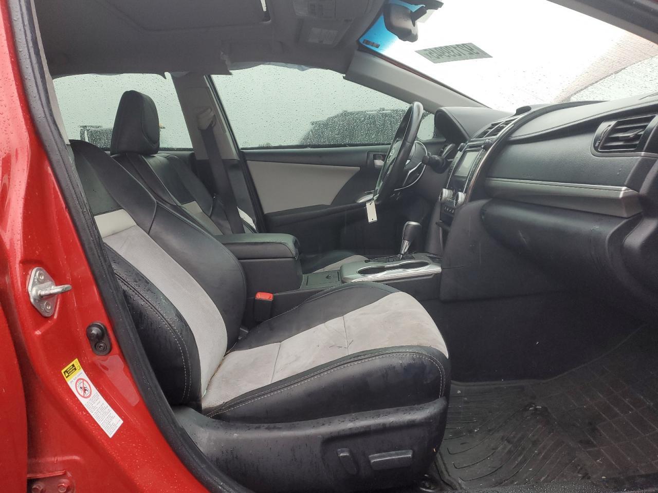 2012 TOYOTA CAMRY