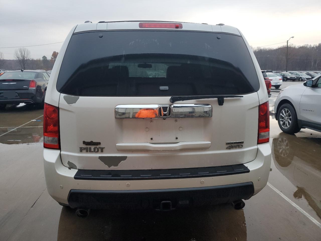 2011 HONDA PILOT