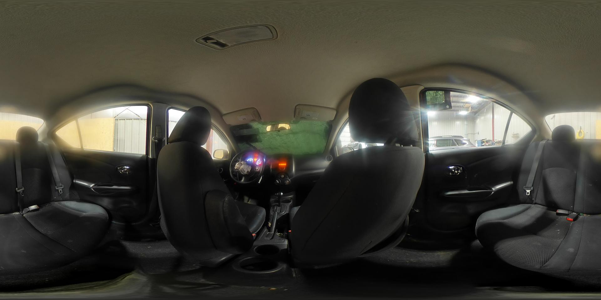 2013 NISSAN VERSA