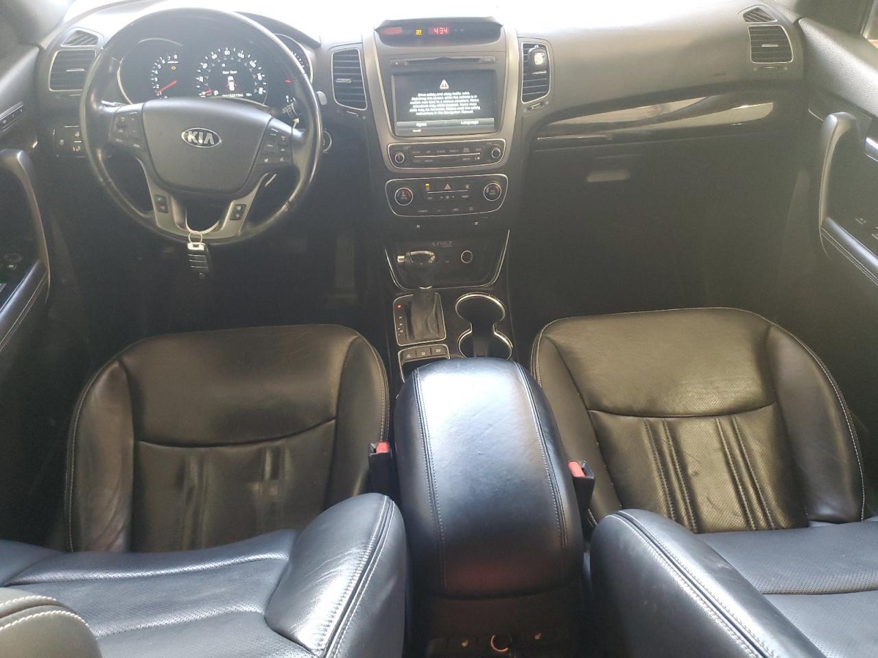 2014 KIA SORENTO