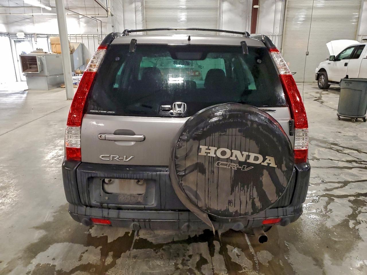 2005 HONDA CR-V