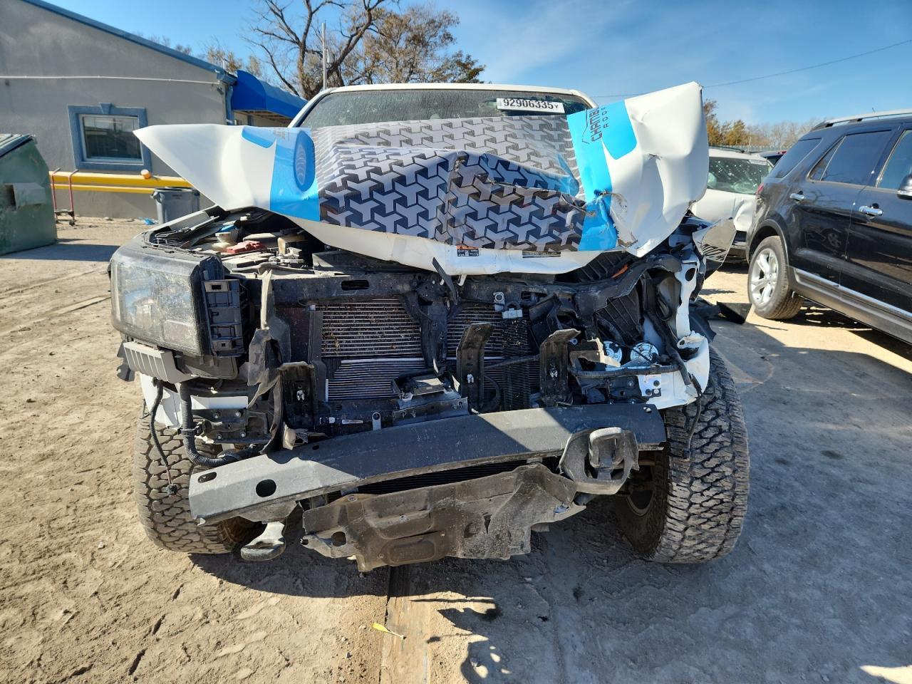 2022 NISSAN Frontier
