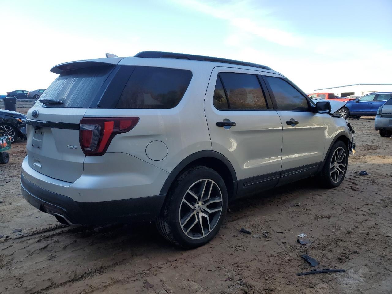 2017 FORD Explorer Sport Trac