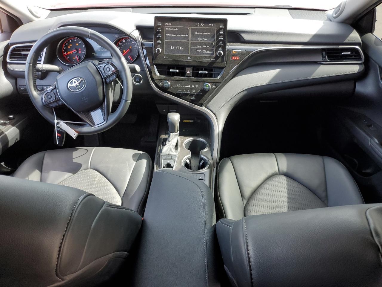 2024 TOYOTA CAMRY