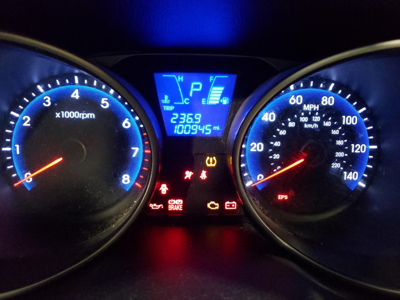 2010 HYUNDAI TUCSON