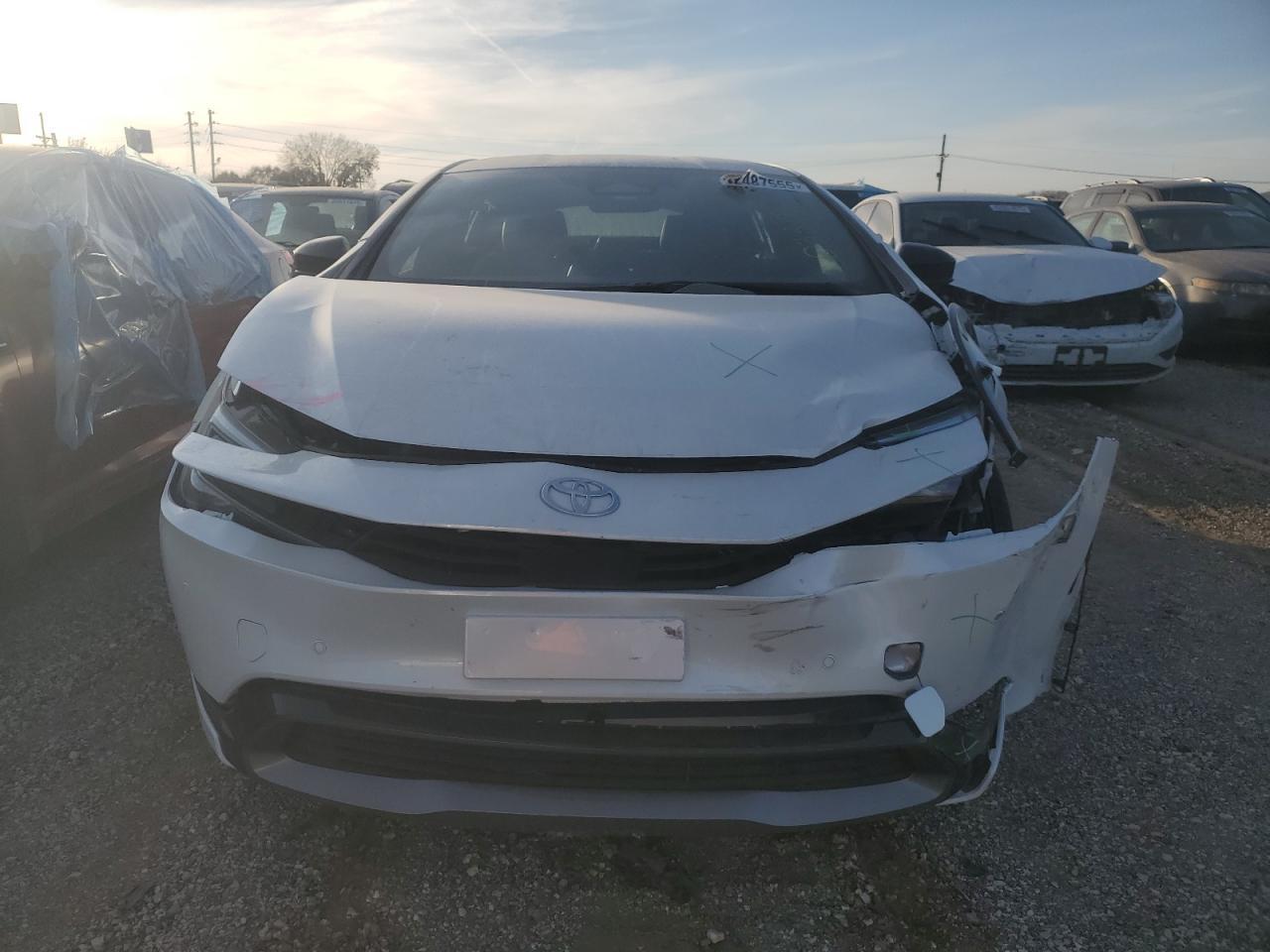 2024 TOYOTA PRIUS