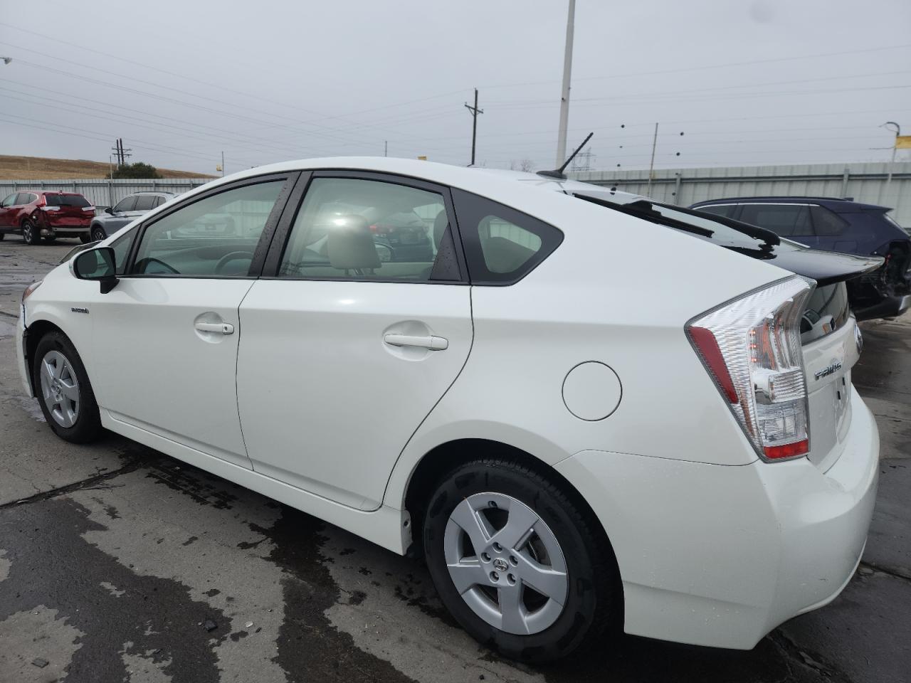 2011 TOYOTA PRIUS