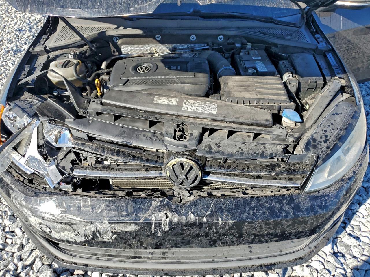 2016 VOLKSWAGEN GOLF