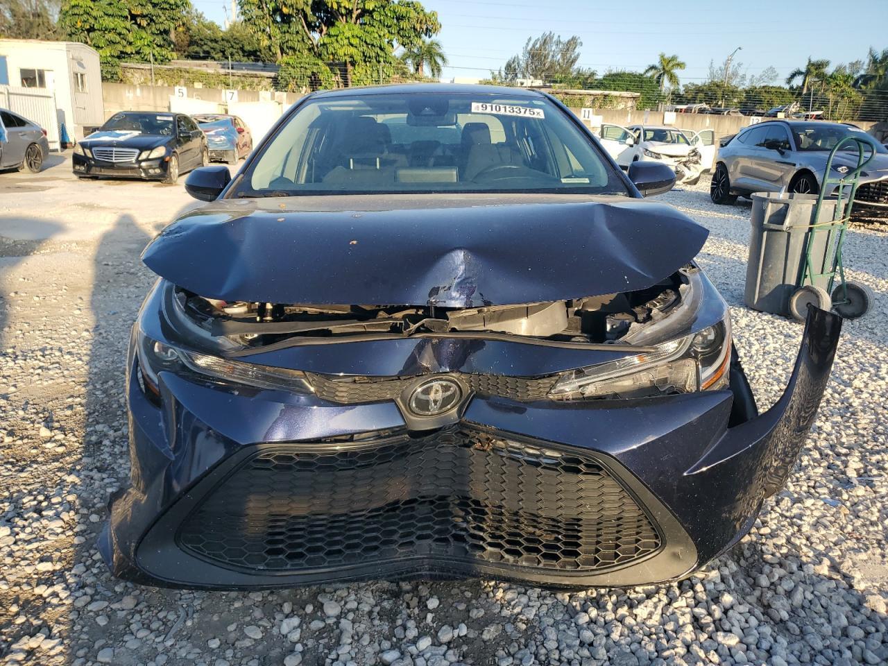 2022 TOYOTA COROLLA