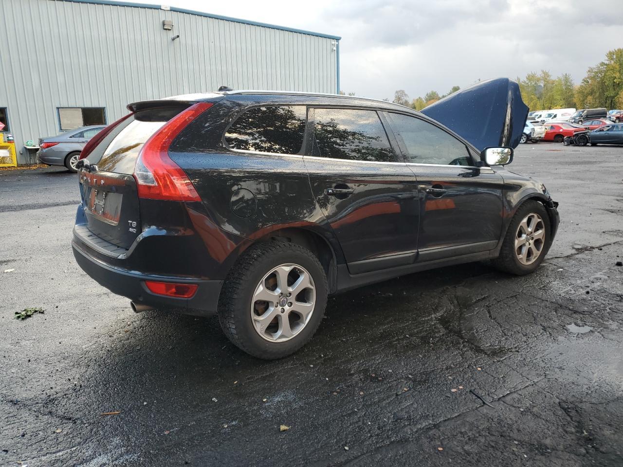 2012 VOLVO XC60