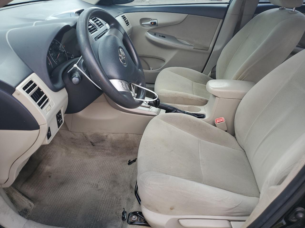 2013 TOYOTA COROLLA