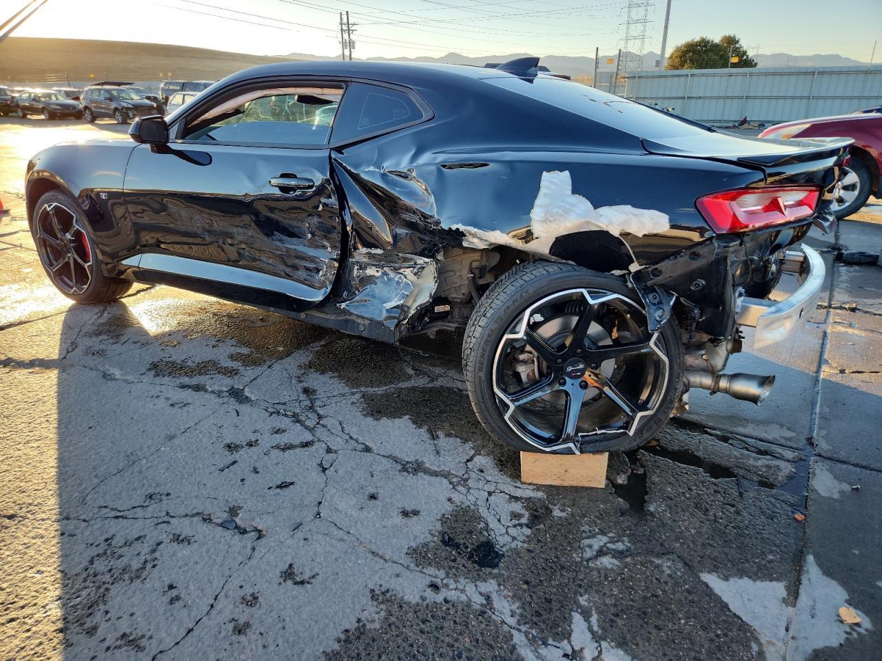 2018 CHEVROLET Camaro