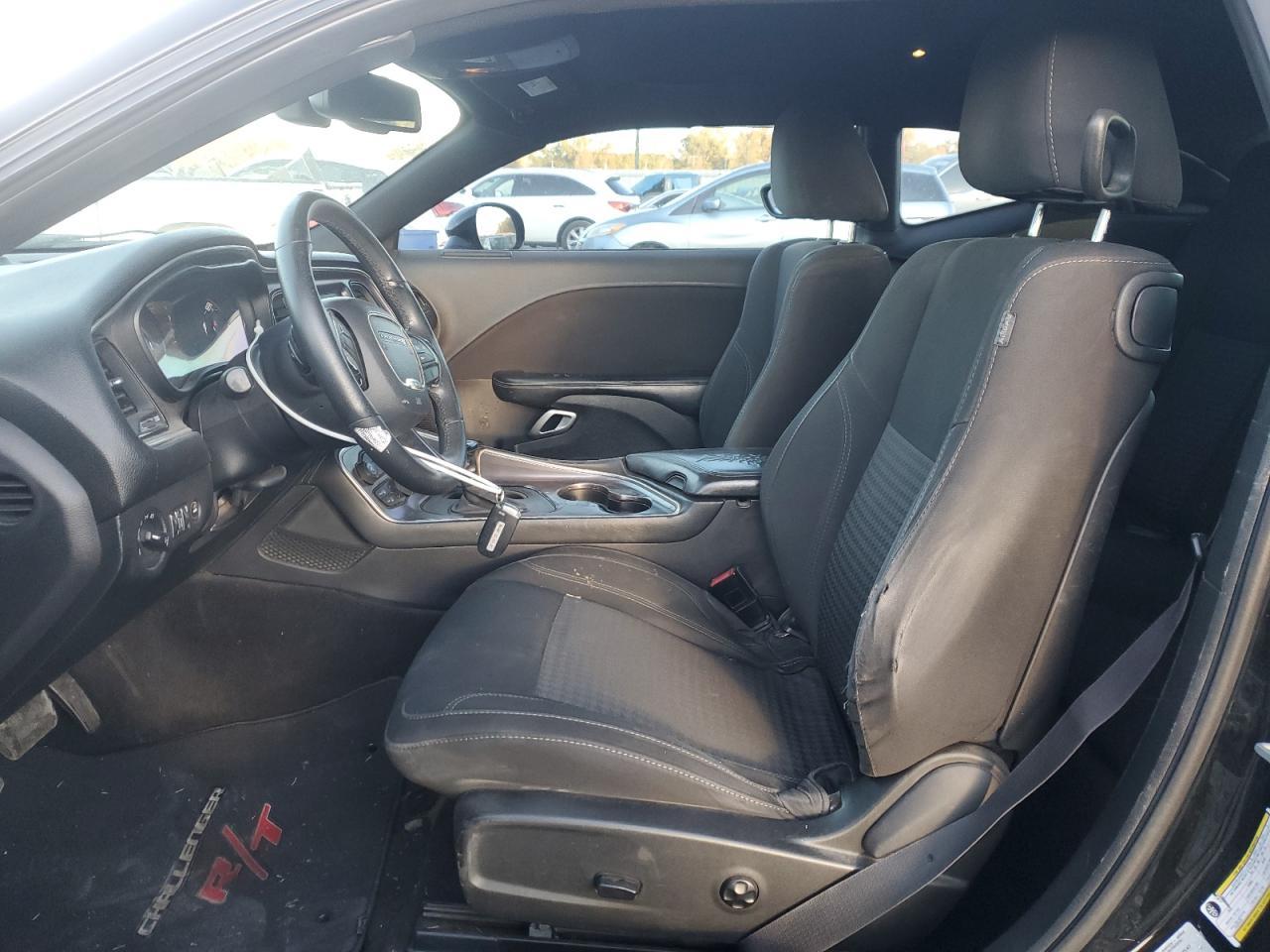 2016 DODGE Challenger