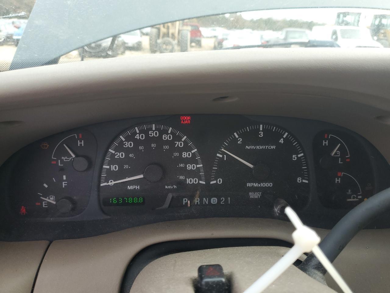 2001 LINCOLN Navigator