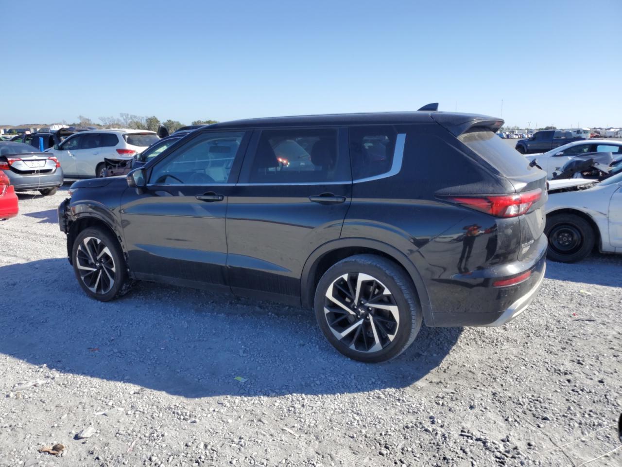 2024 MITSUBISHI outlander