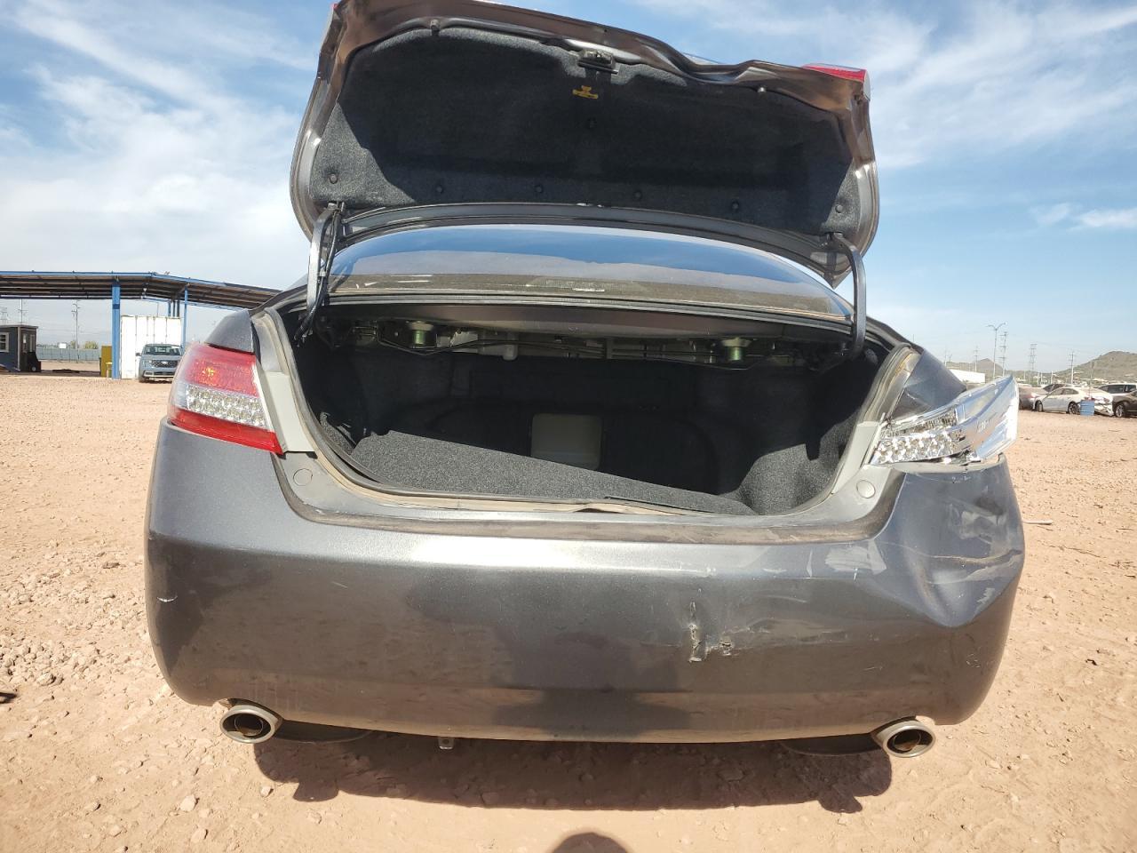 2010 TOYOTA CAMRY