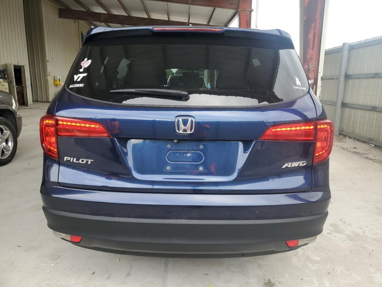 2017 HONDA PILOT
