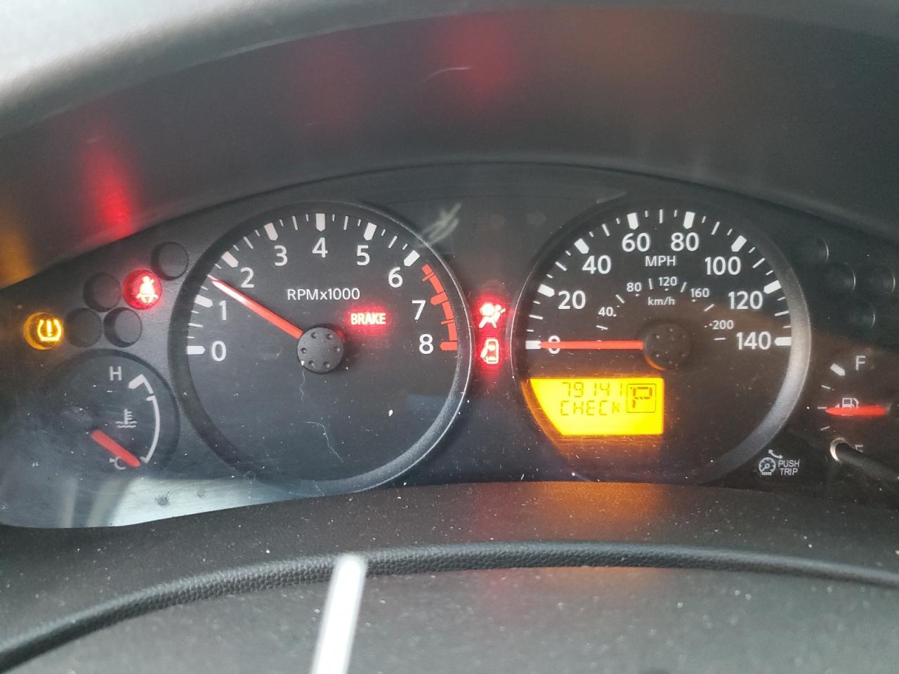 2014 NISSAN Frontier