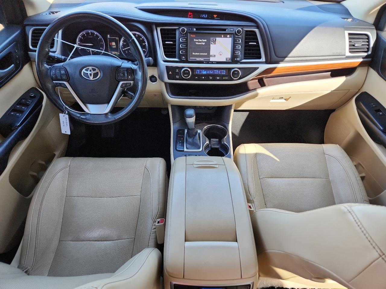 2017 TOYOTA HIGHLANDER