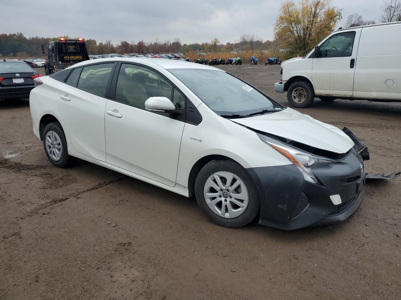 2016 TOYOTA PRIUS