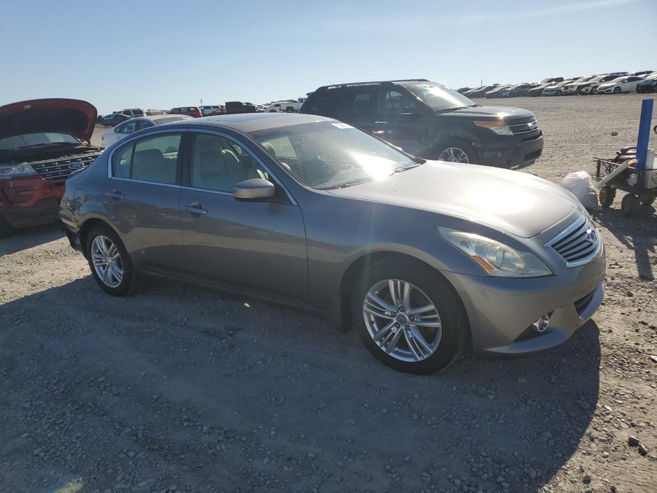 2011 INFINITI G37