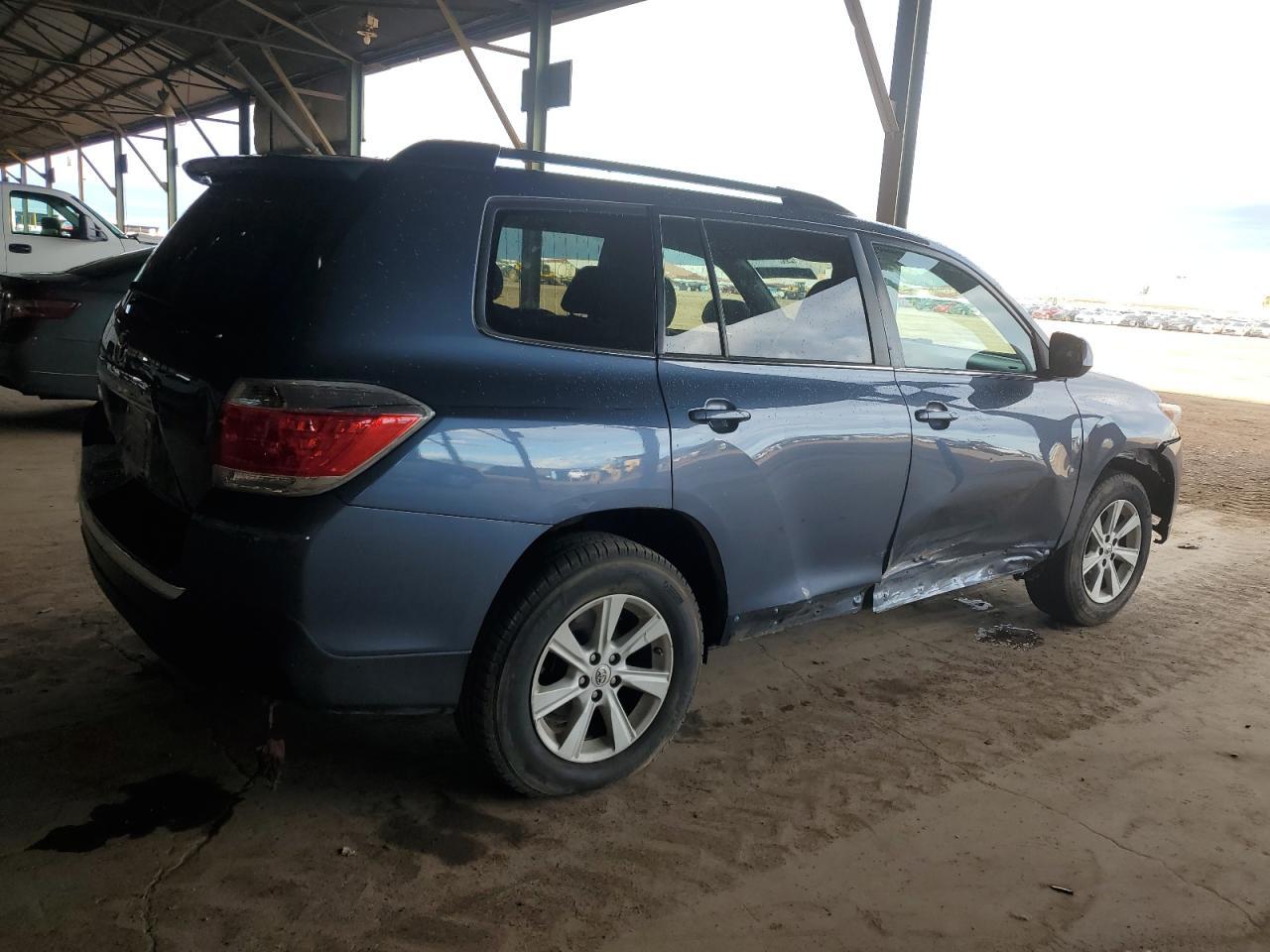 2013 TOYOTA HIGHLANDER