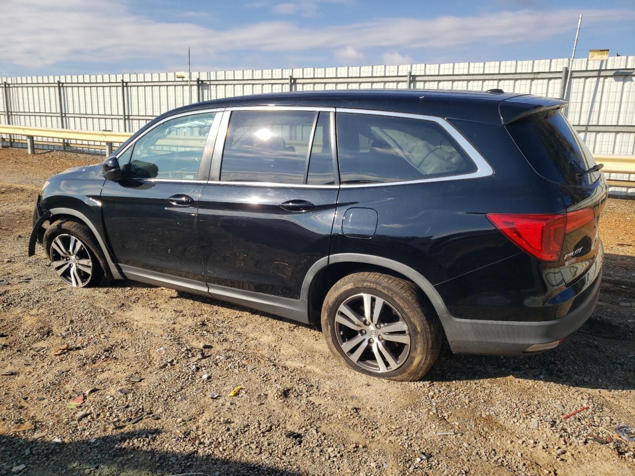 2017 HONDA PILOT