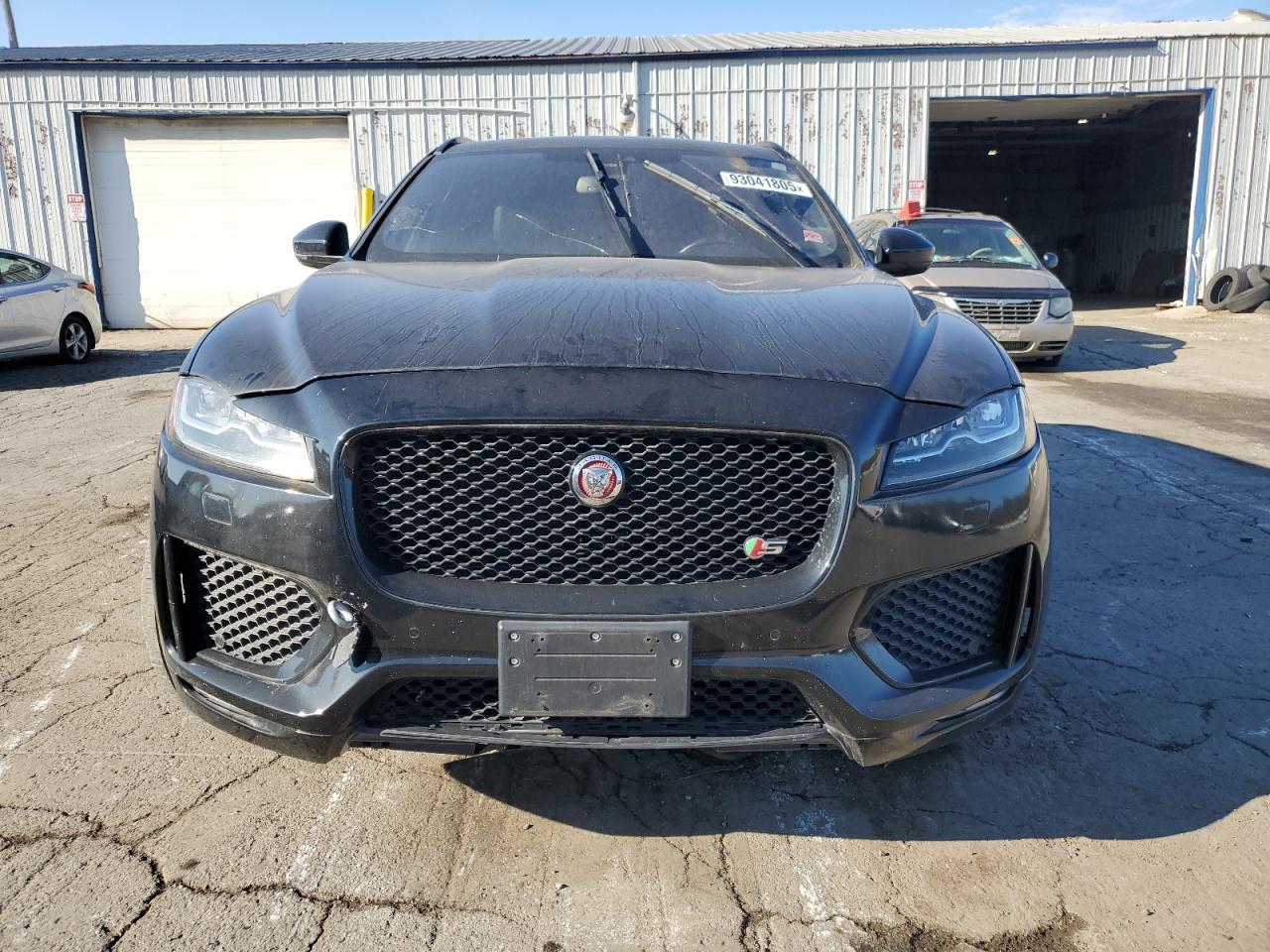 2017 JAGUAR F-Pace