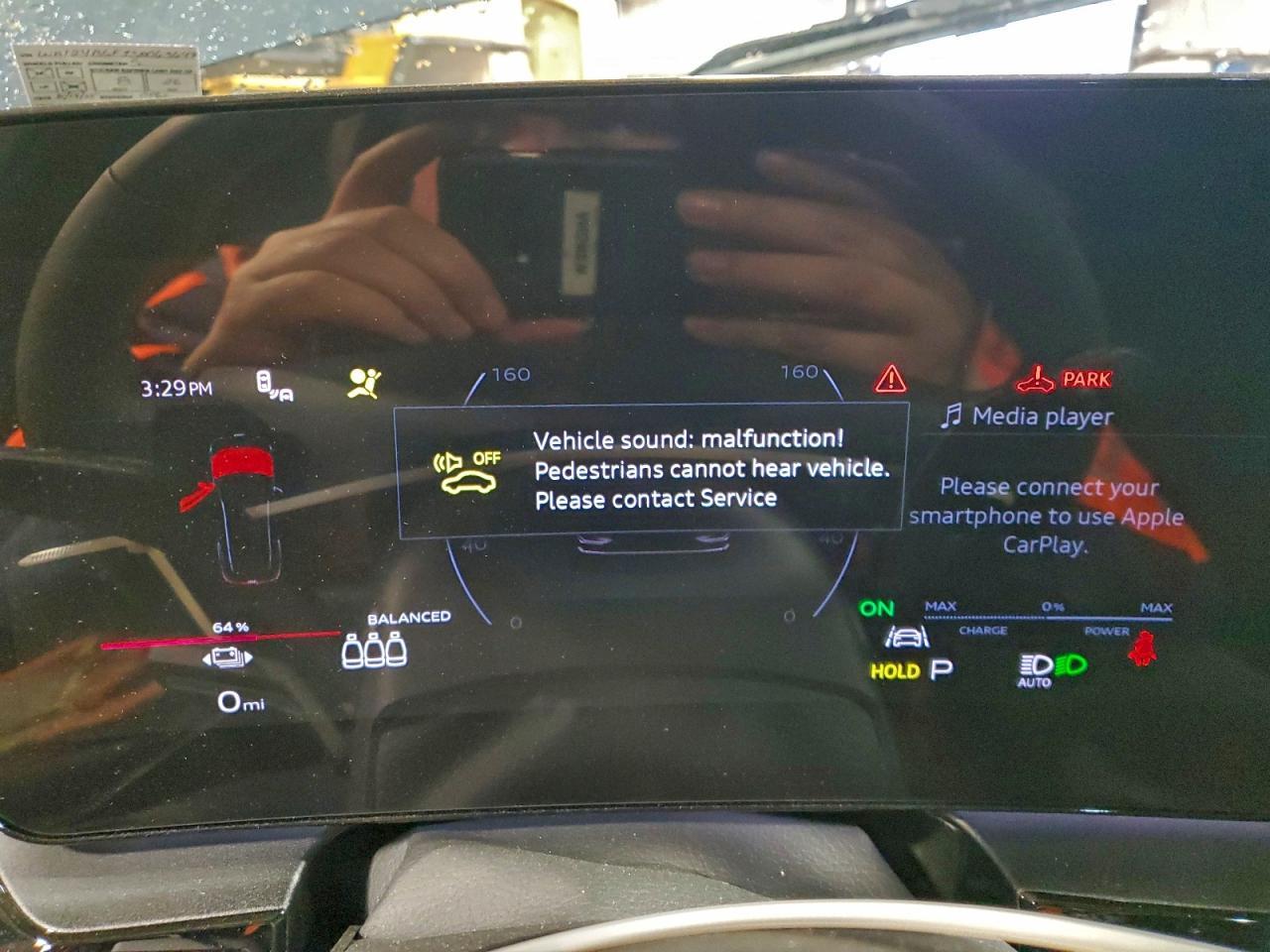 2025 AUDI Q6 e-tron