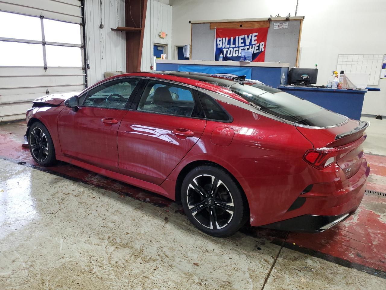 2022 KIA K5