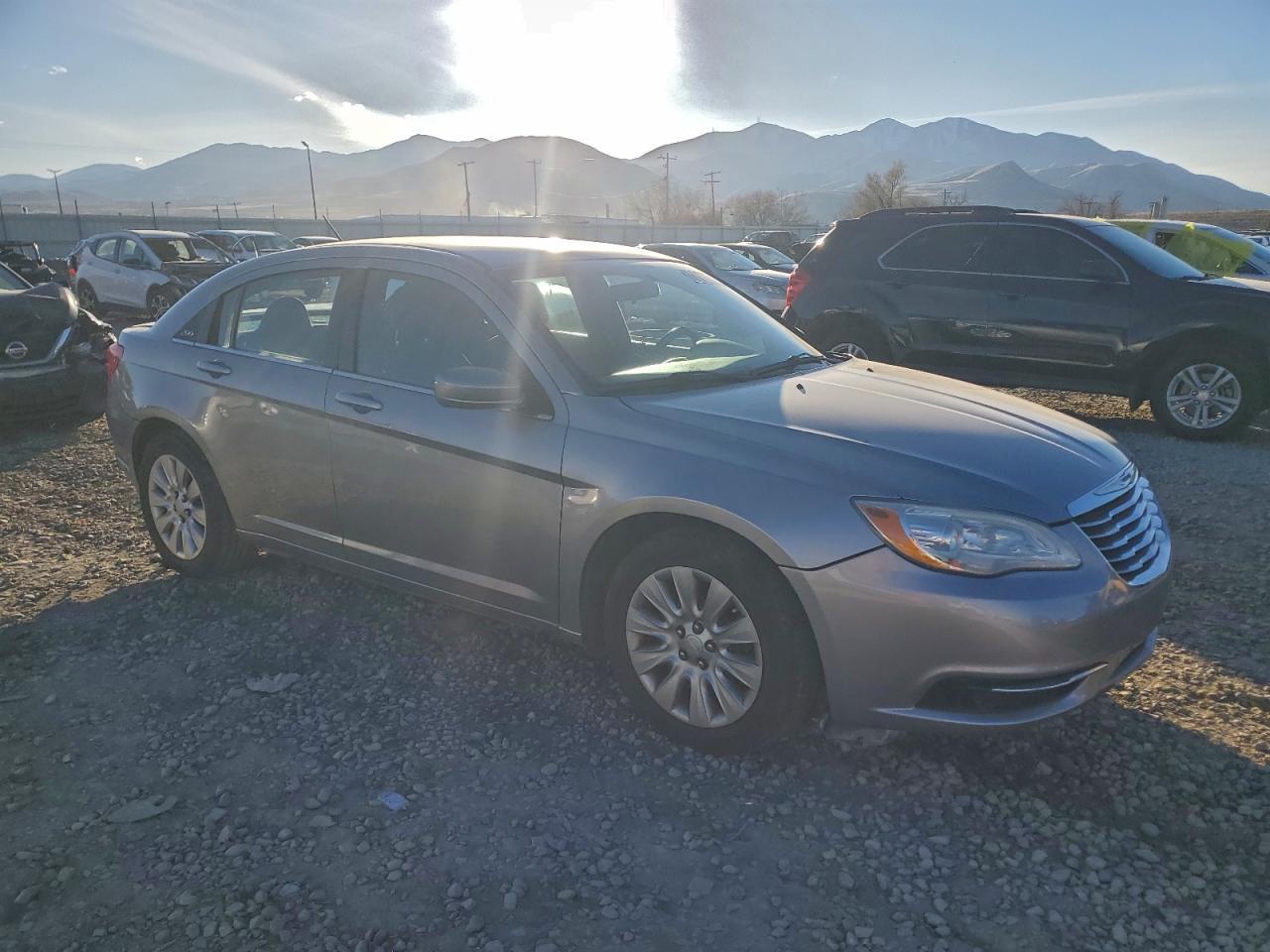 2014 CHRYSLER 200