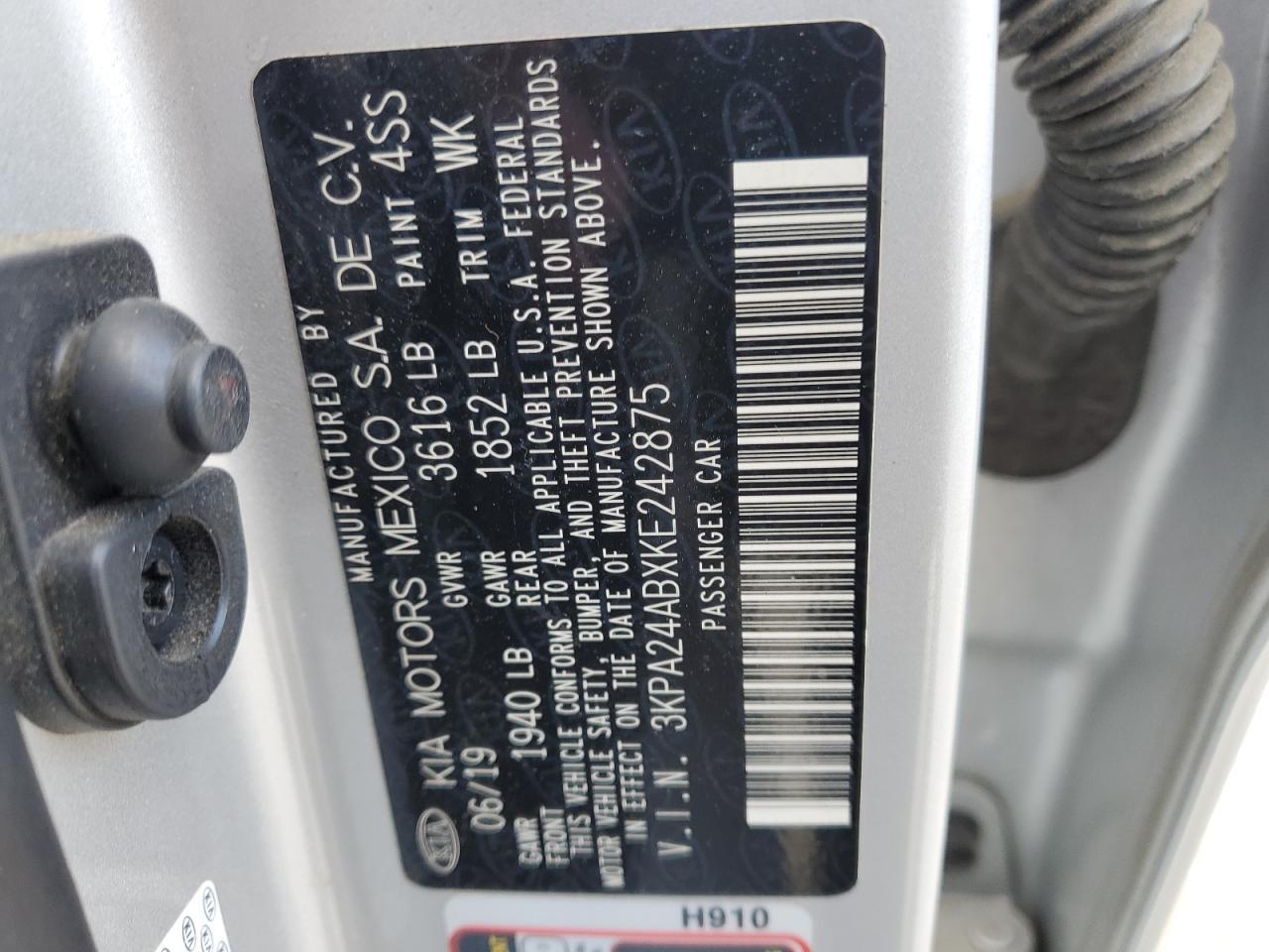 2019 KIA RIO