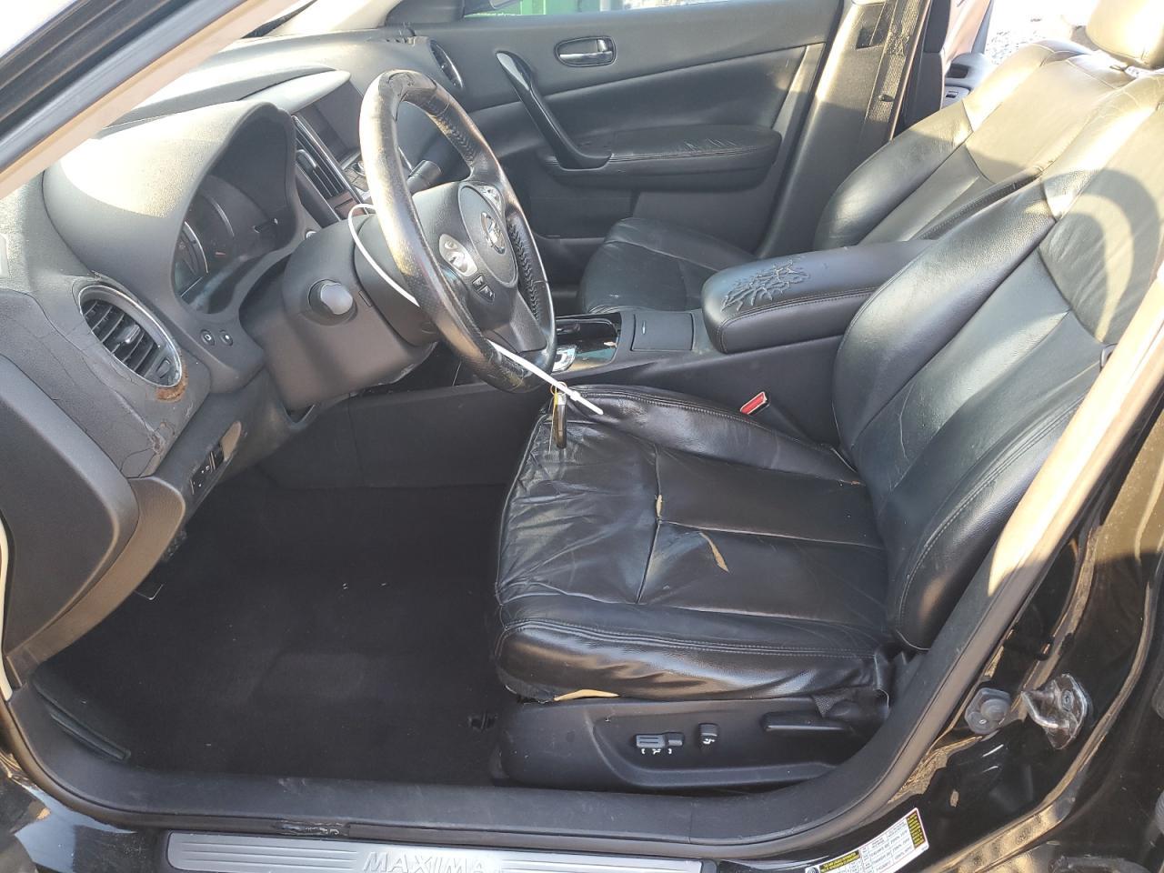 2010 NISSAN Maxima