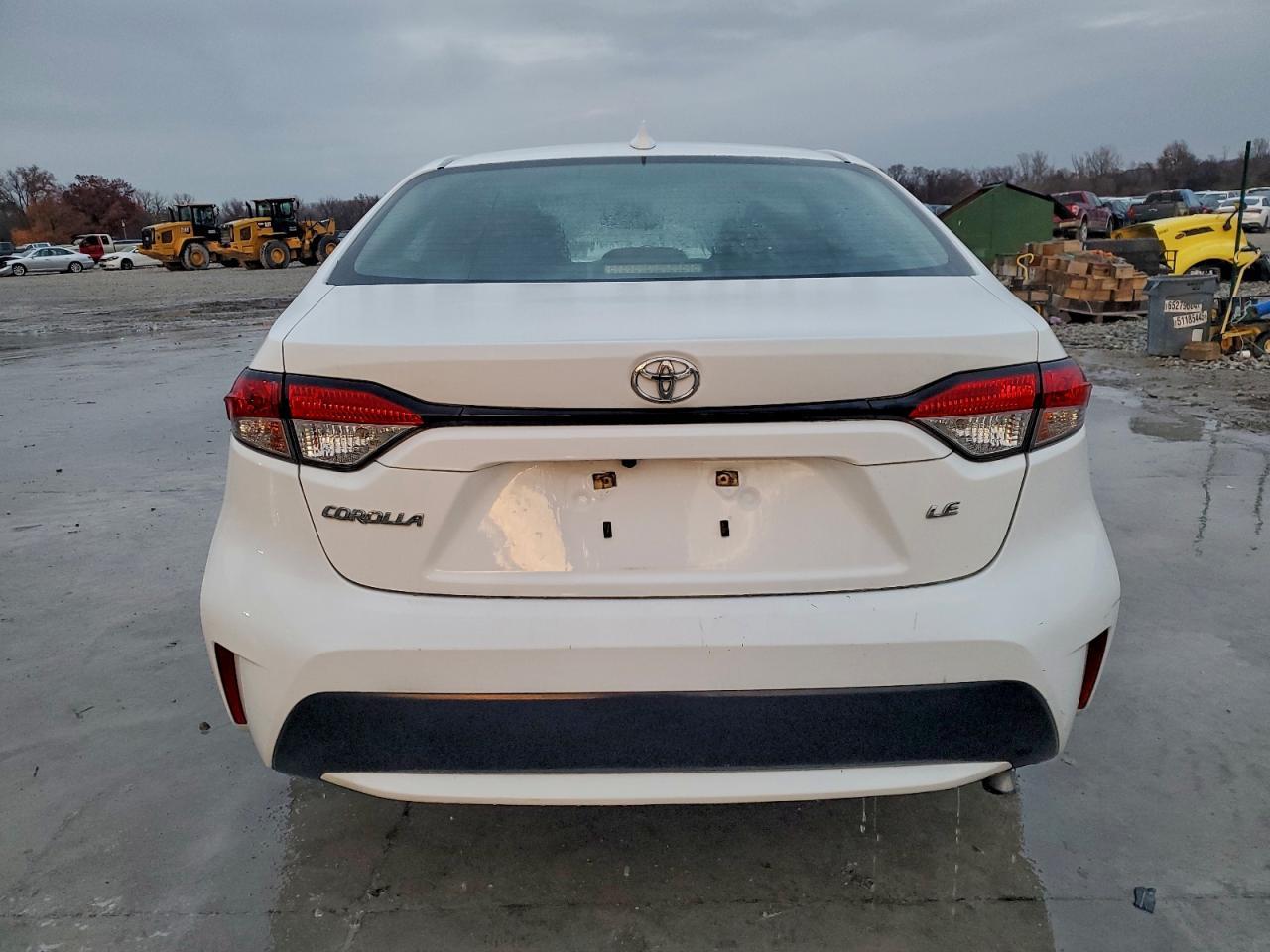 2021 TOYOTA COROLLA