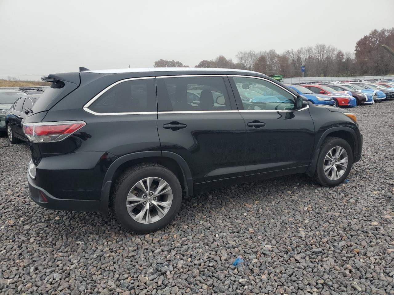 2015 TOYOTA HIGHLANDER
