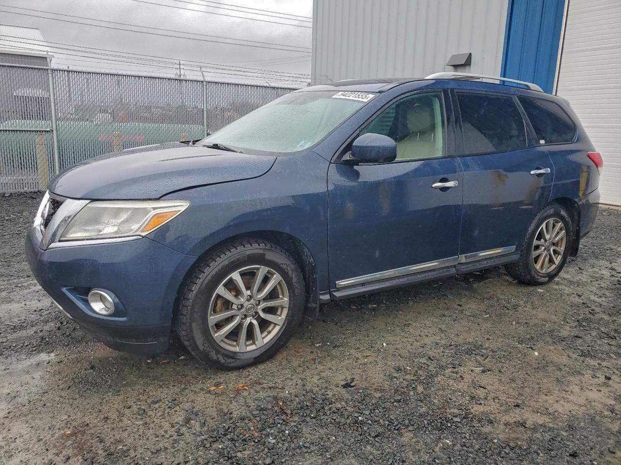2015 NISSAN PATHFINDER