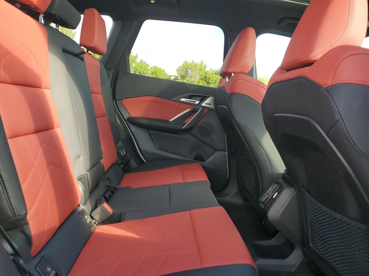 2023 BMW X1