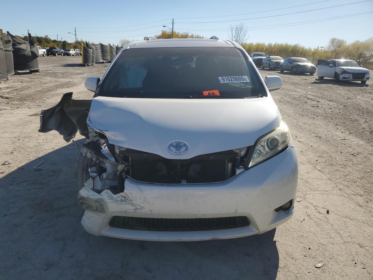 2017 TOYOTA SIENNA