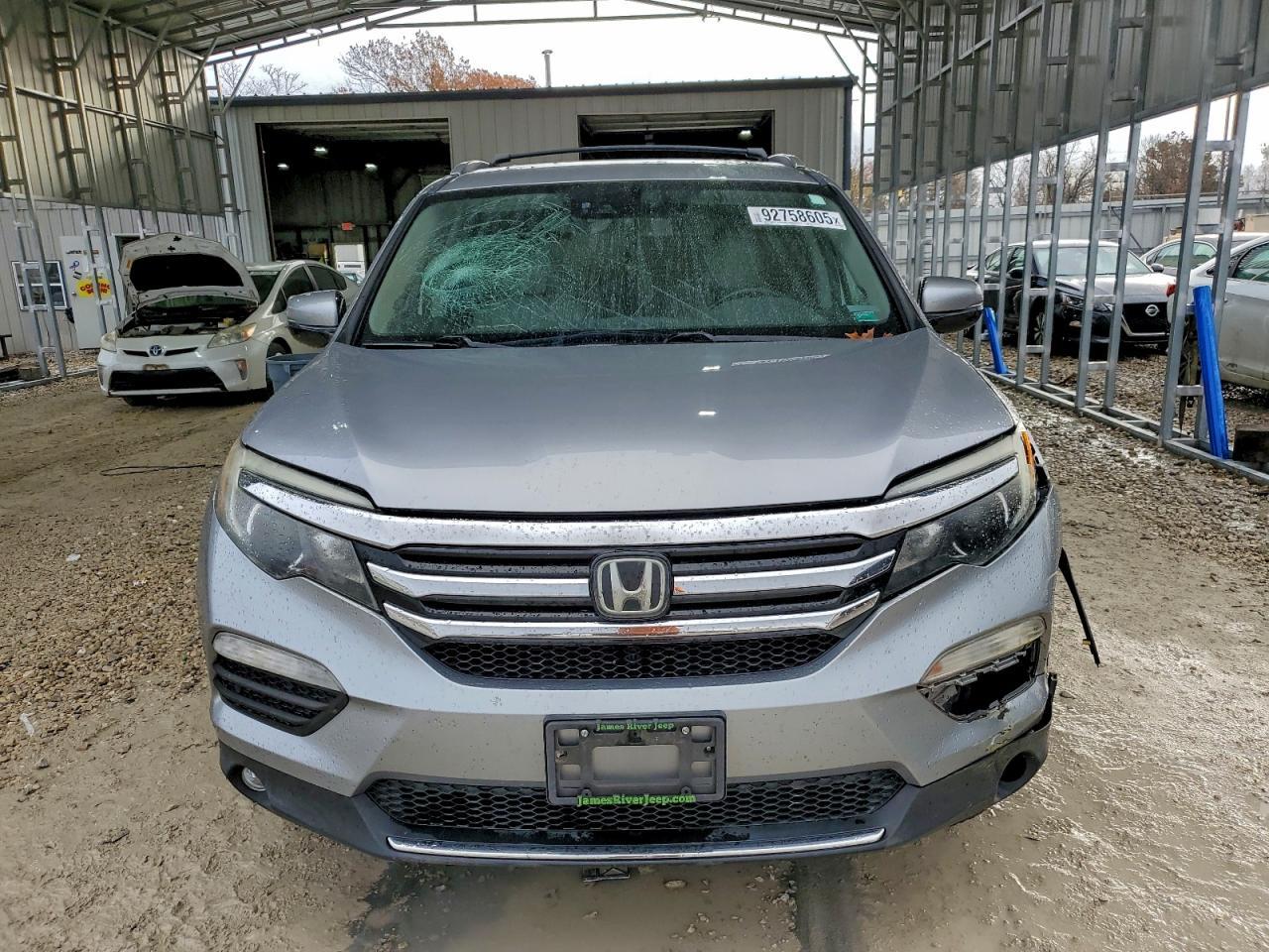 2017 HONDA PILOT