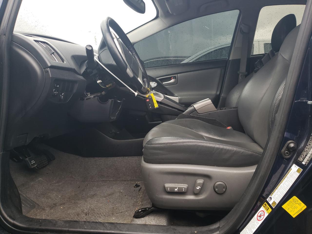 2015 TOYOTA PRIUS