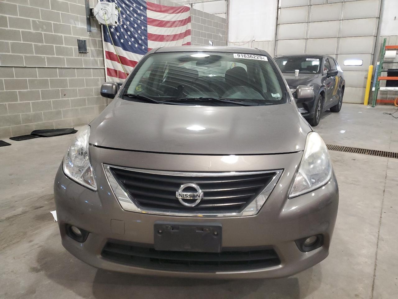 2014 NISSAN VERSA