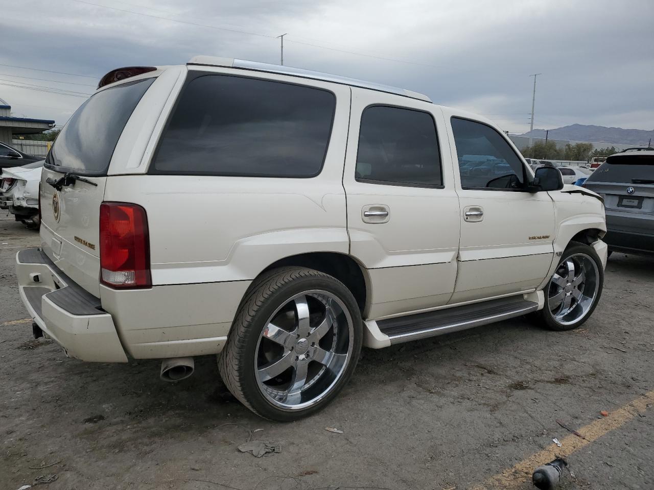 2003 CADILLAC ESCALADE