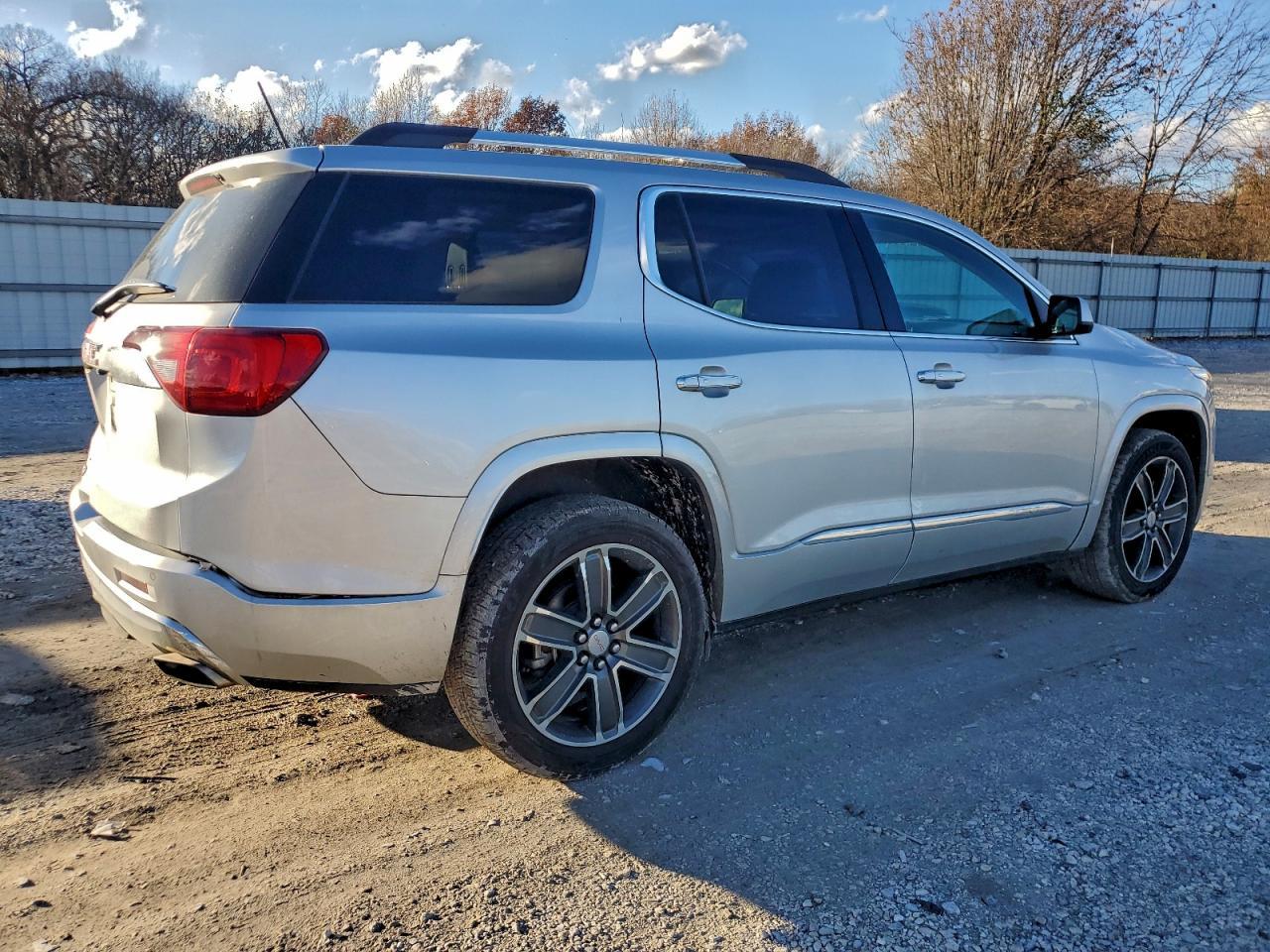 2018 GMC ACADIA