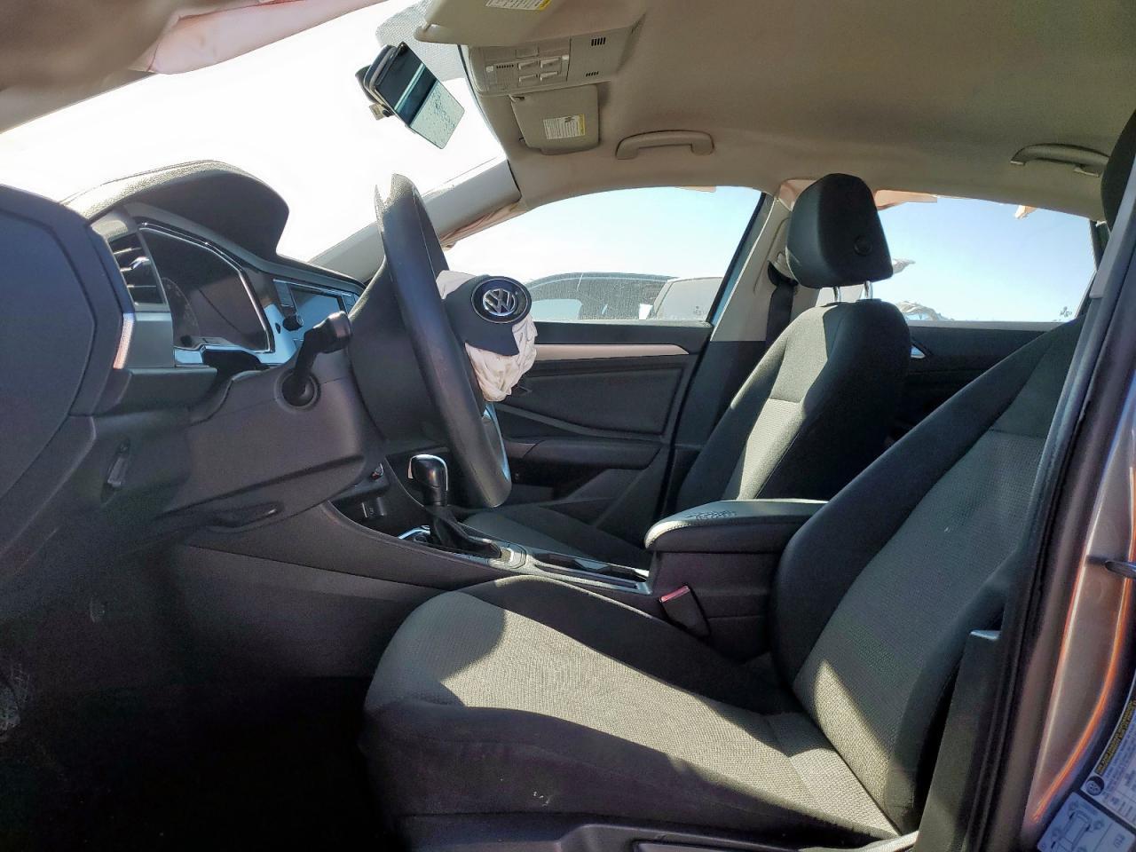 2019 VOLKSWAGEN JETTA
