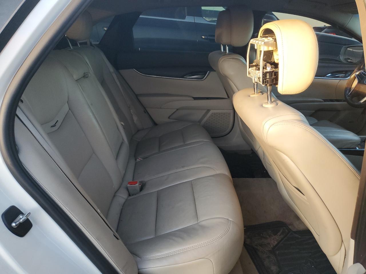 2013 CADILLAC XTS