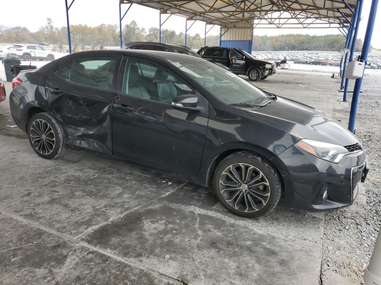 2015 TOYOTA COROLLA