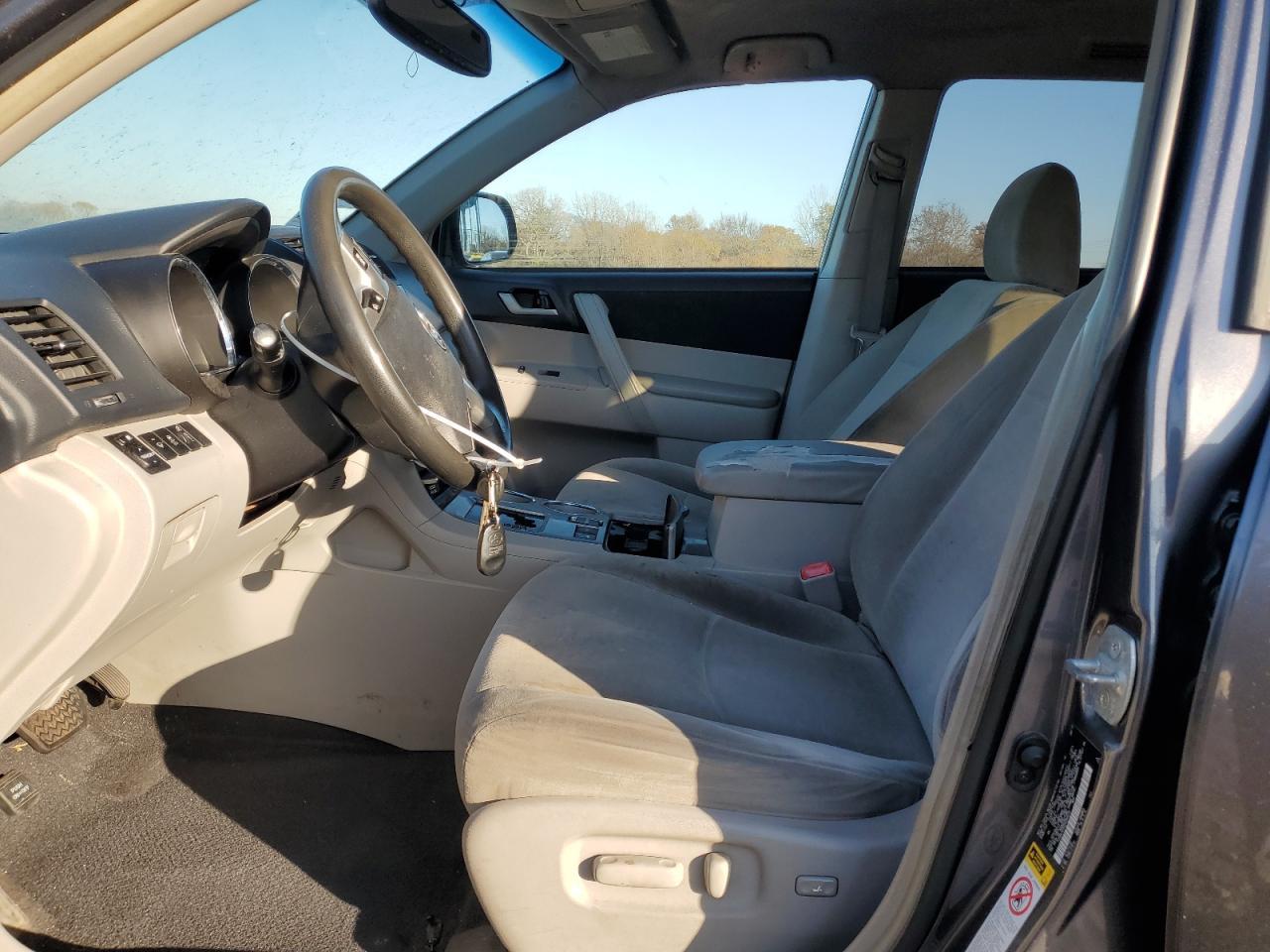 2013 TOYOTA HIGHLANDER