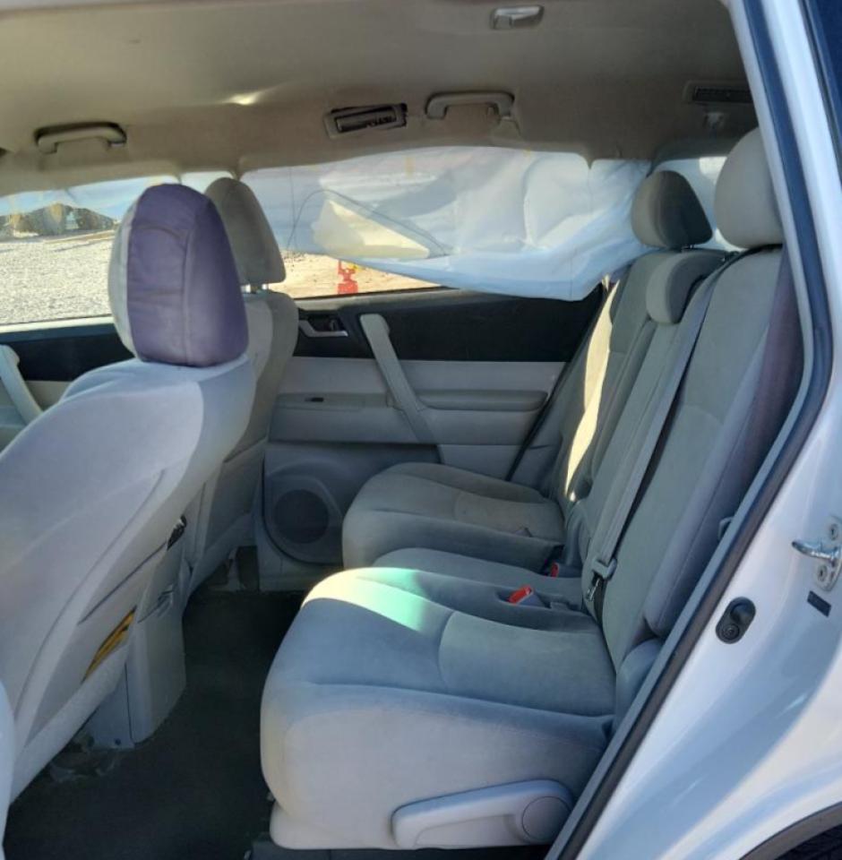 2012 TOYOTA HIGHLANDER